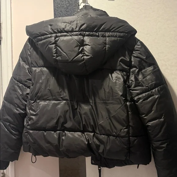 GAP Shiny Black Quilted Jacket with hood - Picture 4 of 5